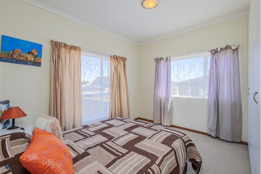 3 Bedroom Property for Sale in Myburgh Park Western Cape